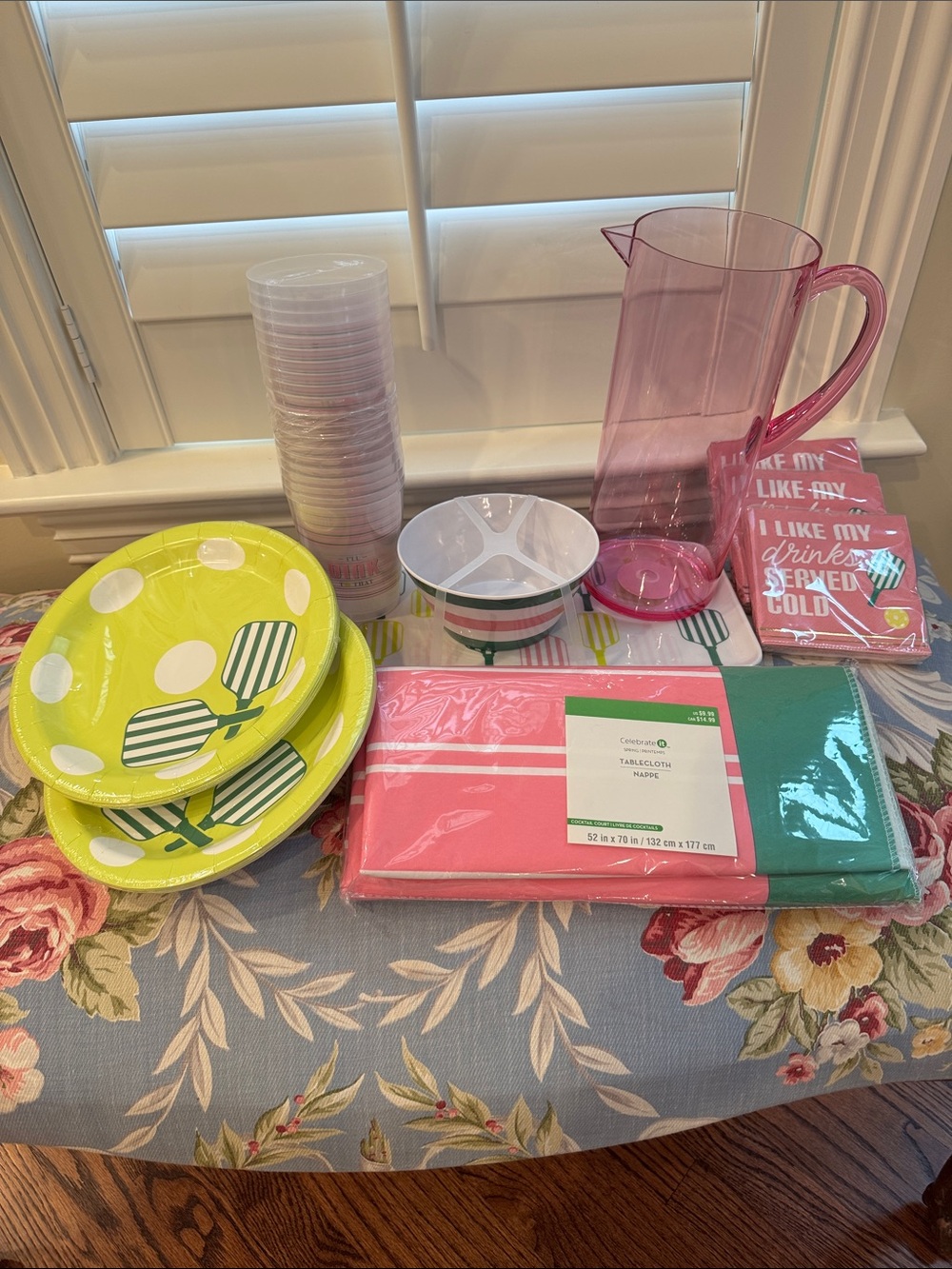 Pickleball Pink & Green Disposable Party Tableware Set with Pink Pitcher